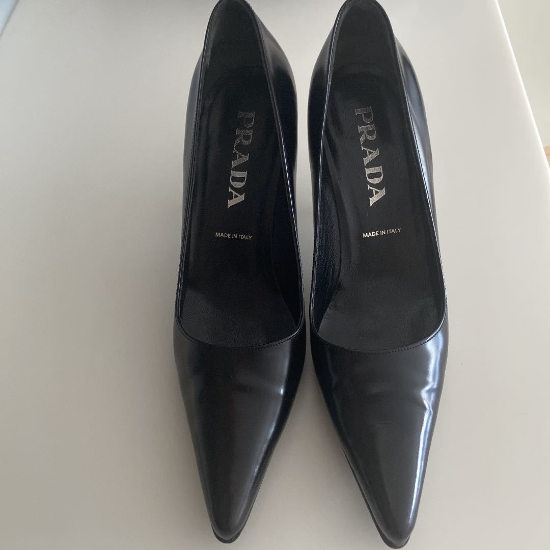 完売モデル】1度だけ着用 PRADA プラダ エナメル ヒール パンプス 約25