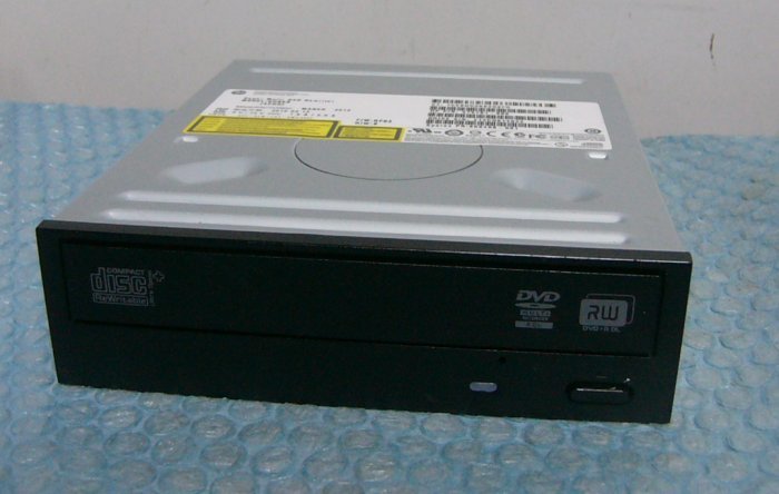 kn11 HLDS GH80N DVDスーパーマルチドライブ SATA 即決_画像1