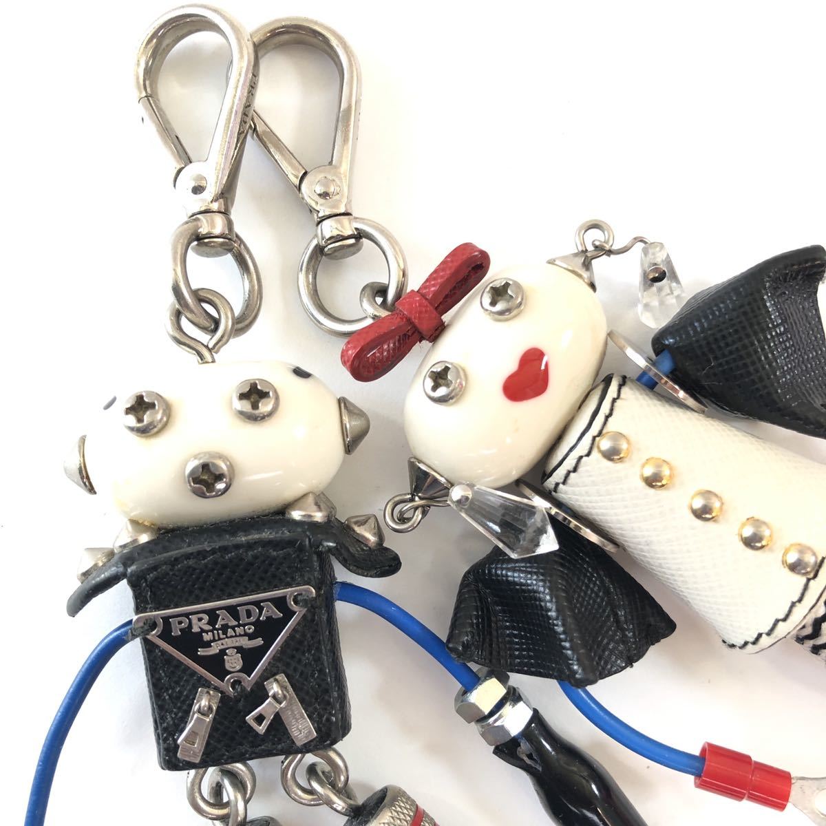 PRADA プラダ ロボットキーホルダー ペアセット(バラ売り×) 注意 PRADA プラダ ロボットキーホルダー ペアセット(バラ売り×) 注意