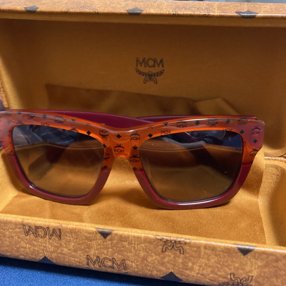 MCM サングラス rotondaro.com.uy