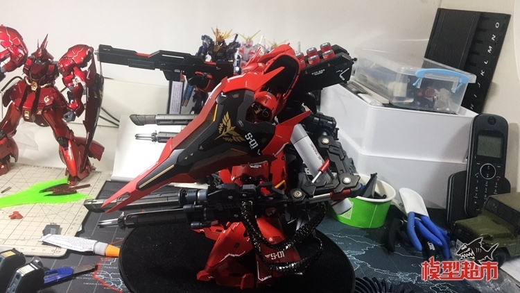 ☆SH STUDIO　1/144 RG サザビー用 4X ガトリングガン　海外製　ガレージキット　ガンダム　逆襲のシャア　アムロ　ＵＣ　_画像7