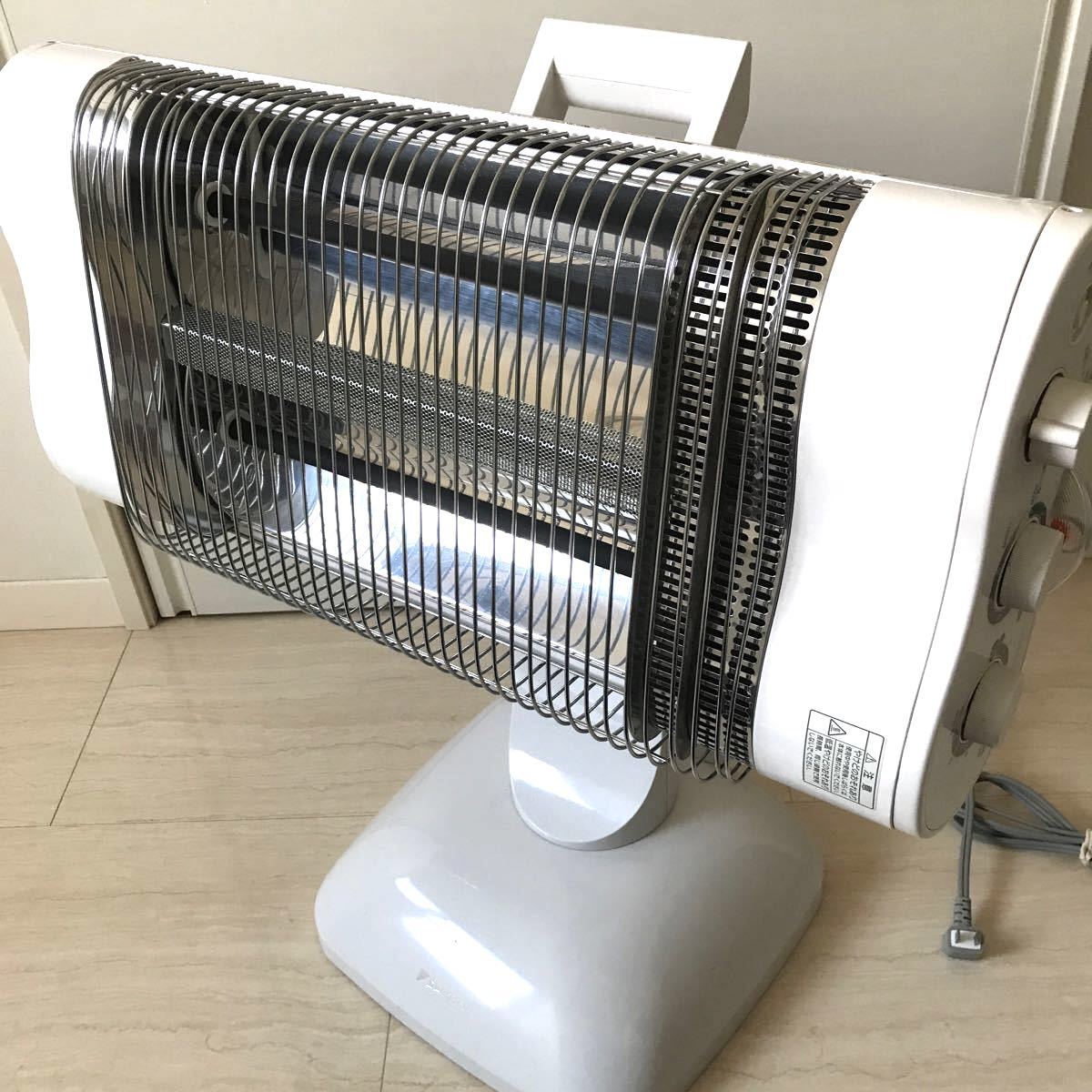 DAIKIN ダイキン 美品遠赤外線暖房機　 セラムヒート ERFT11MS