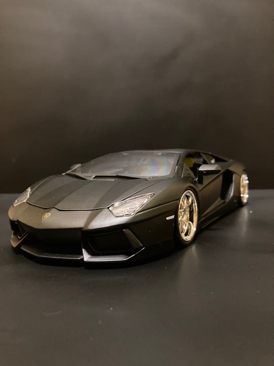 ランボルギーニ アヴェンタドール LP700-4 カスタム 1/18 マット