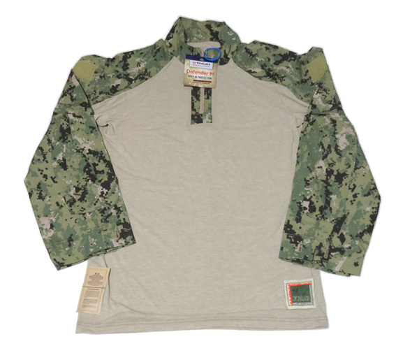 今ならほぼ即納! NWU USN 米軍 FROG (B) M/R AOR2 TYPE3 コンバット 購入日本 新品FROG NWU TYPE3 FRコンバットシャツM-RウッドランドAOR2 個人装備