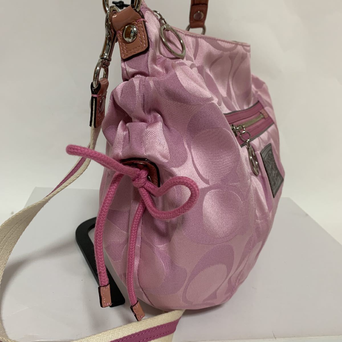 COACH コーチ ショルダーバッグ ポピー シグネチャー ピンク COACH コーチ ショルダーバッグ ポピー シグネチャー ピンク
