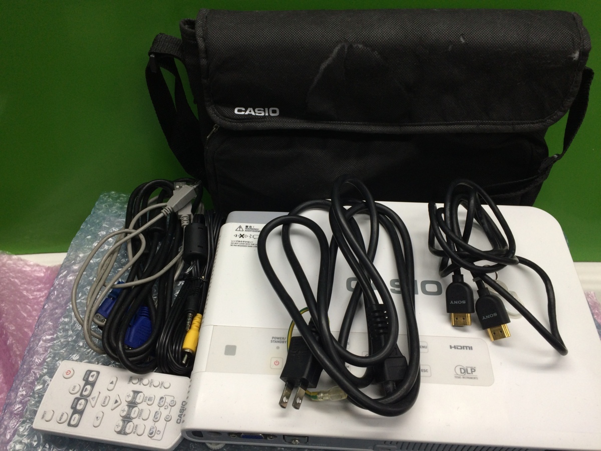 CASIO/カシオ XJ-A252 プロジェクター スリムモデル 3000ルーメン [ランプ使用時間:275時間] HDMI端子対応 