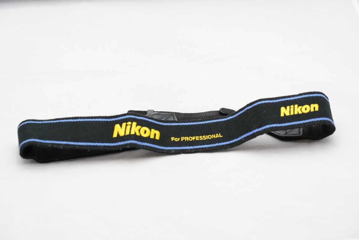 ☆大人気☆ ニコン For プロフェッショナルストラップ NIKON For PROFESSIONAL Strap 黒×青 肩掛けストラップ おススメの1品 お見逃しなく_画像1