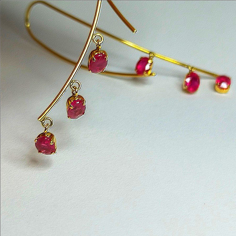 ルビー 1 2ct フックピアス K18 18金ピアス 18金 三連ルビー(¥31,000