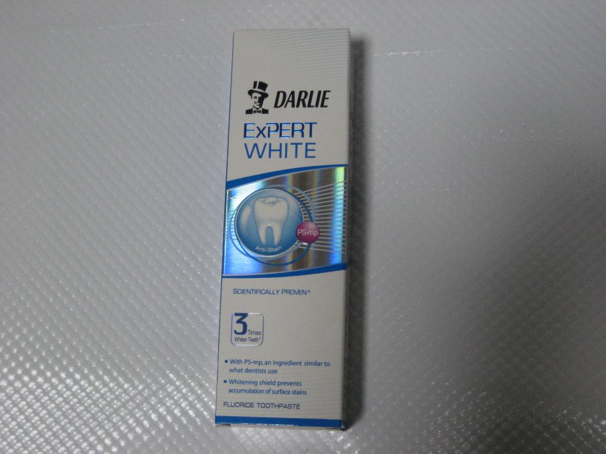 驚愕！！ ホワイトニング歯磨き粉　DARLIE ダーリー EXPERT WHITE １２０ｇ　３日で効果が…_画像1
