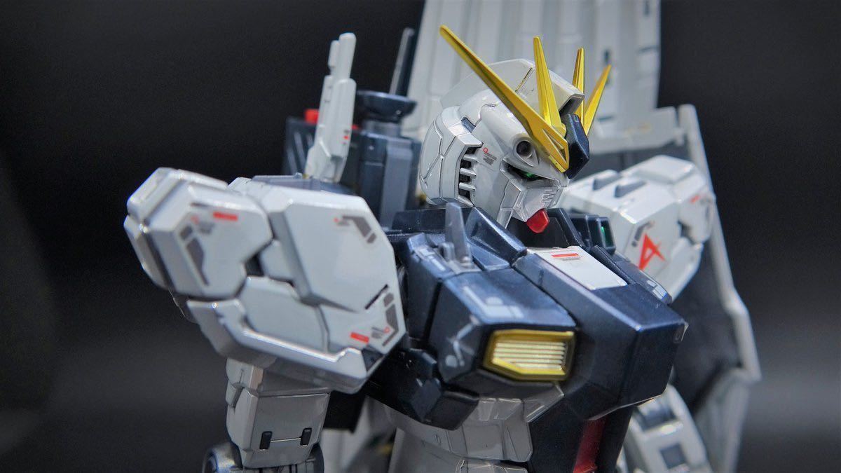 新品登場 RGνガンダムチタニウムフィニッシュ/RGサザビークリアカラー