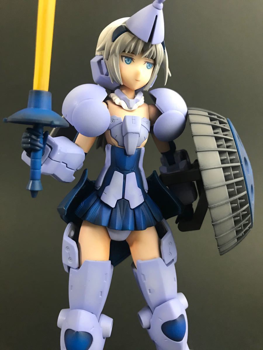 ガンプラ 完成品　HG ギャンｘフレームアームズガール