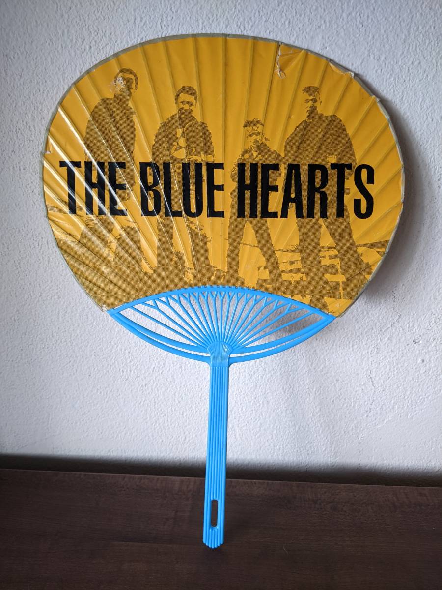  снижение цены *THE BLUE HEARTS The * Blue Hearts * веер "uchiwa" ..*80~90 год примерно 