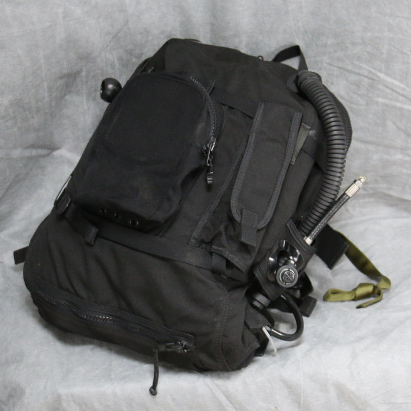 翌日発送可能】 □米軍実物放出品□ 2 希少品☆ ACU LIGHTWEIGHT 米