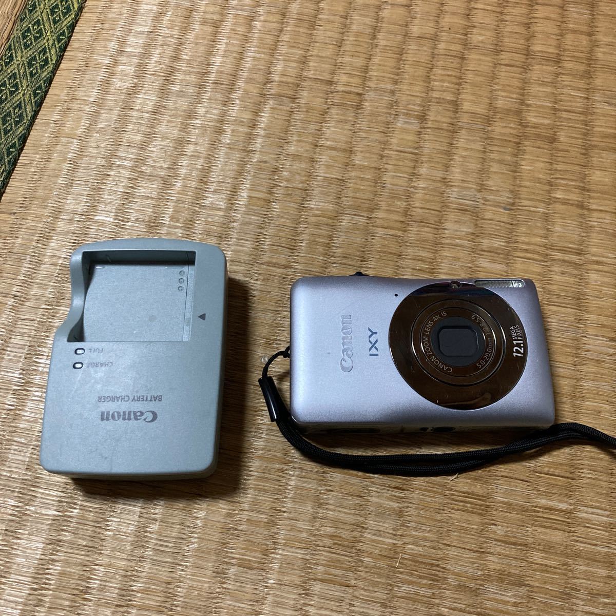 Amazon | Canon デジタルカメラ IXY 200F シルバー IXY200F(SL Amazon | Canon デジタルカメラ IXY 200F シルバー IXY200F(SL