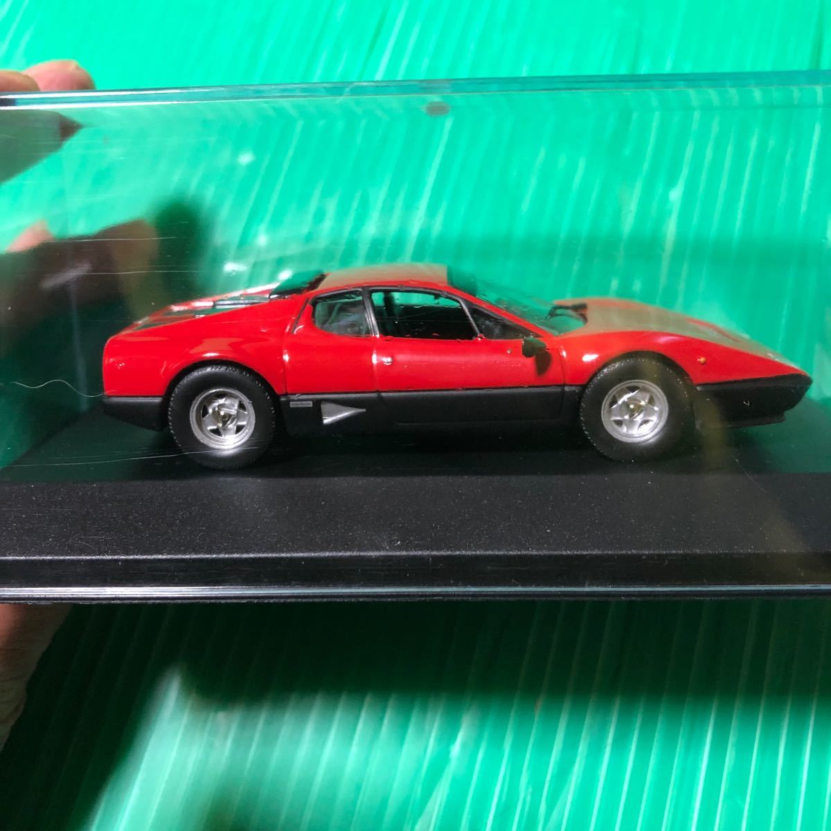 ixo フェラーリライセンス品　1/43 Ferrari512BB 1976