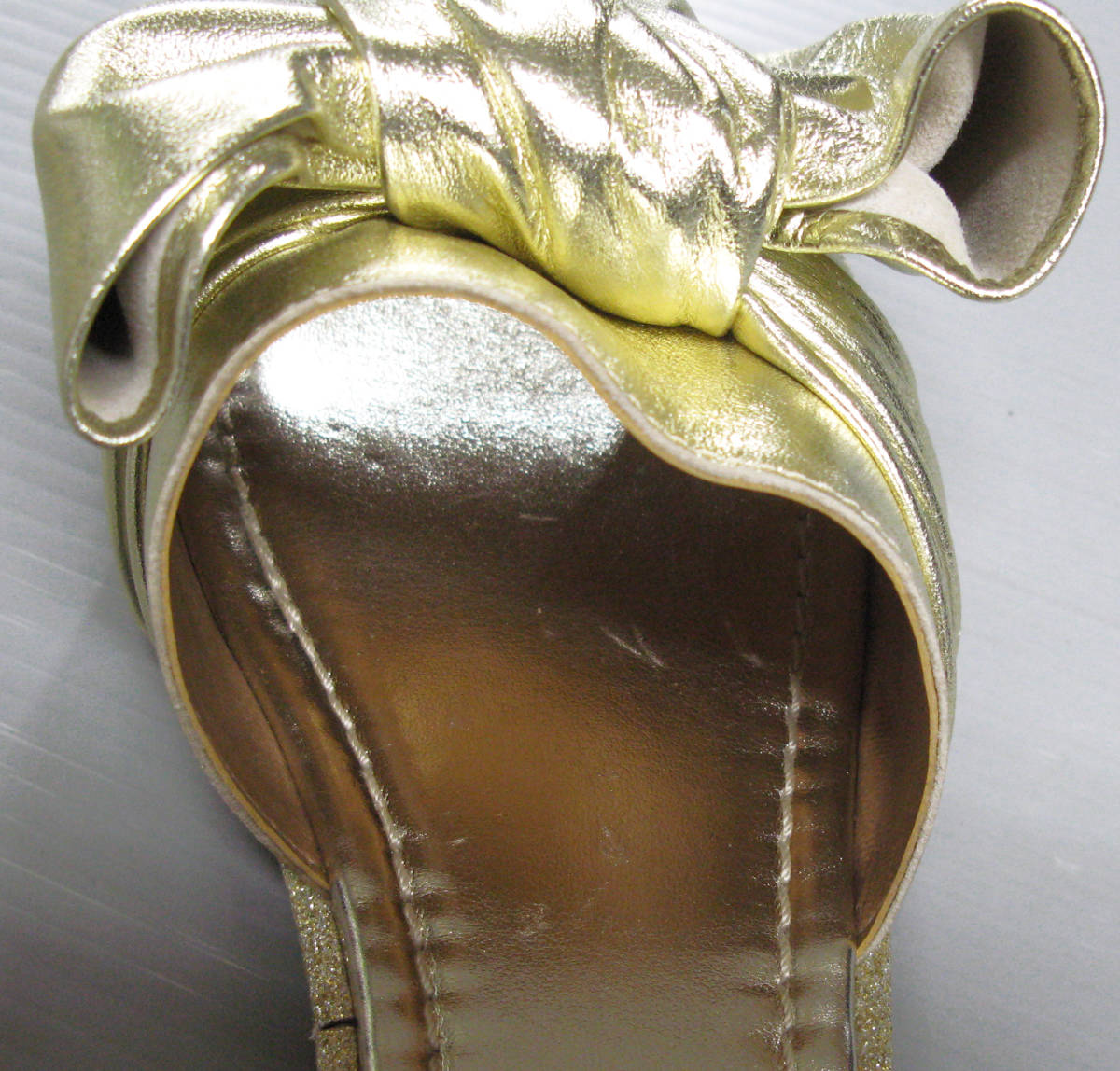  поли -ni: Gold лента сандалии выставленный товар 38 ( не использовался туфли-лодочки натуральная кожа POLLINI GOLD Leather Sandals 38 Brand New MADE IN ITARY