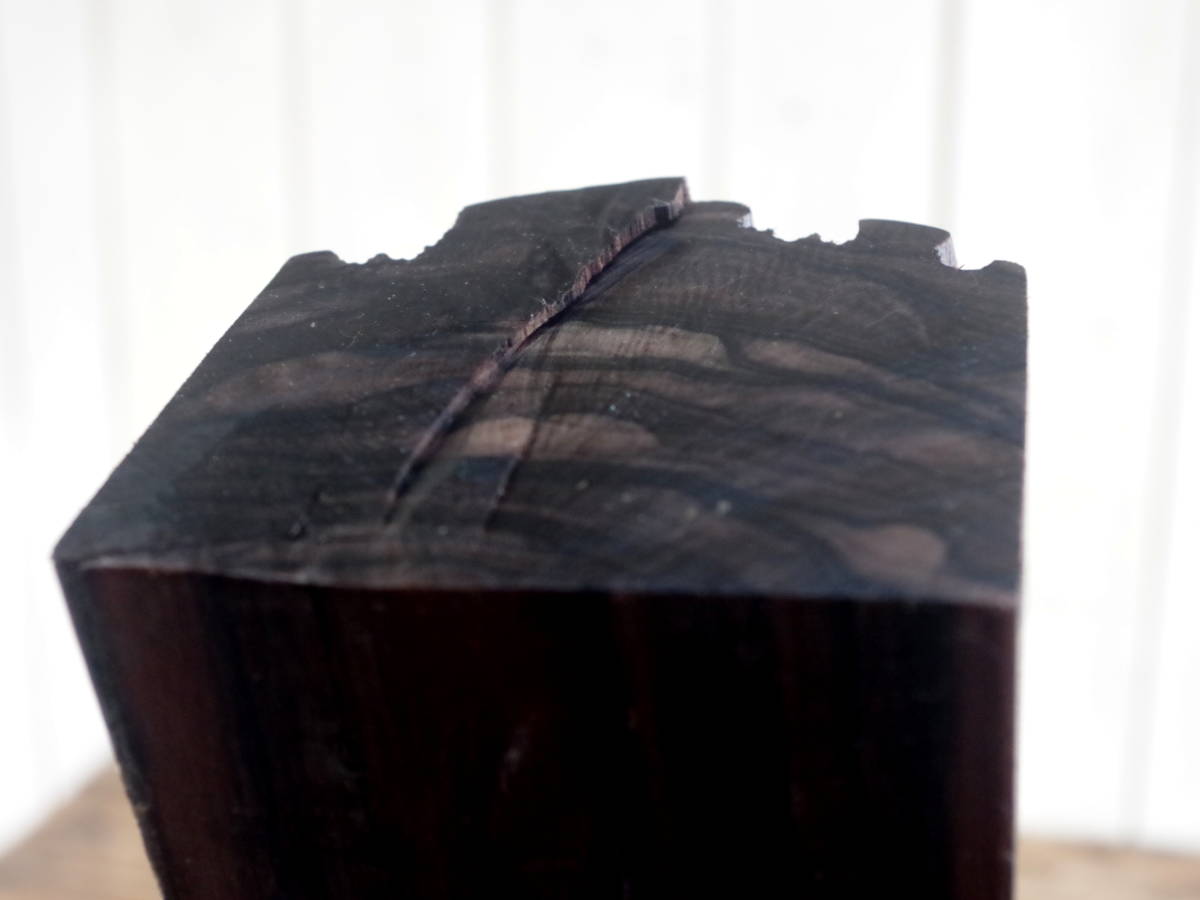 黒檀 縞黒檀 角材 素材 柱 床柱 約152×11×11㎝ 19.4㎏ / 黒檀 縞黒檀 角材 素材 柱 床柱 約152×11×11㎝ 19.4㎏ /