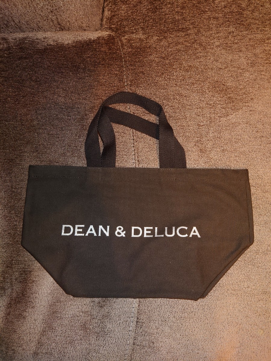 新品未使用☆限定品☆DEAN&DELUCA2021年チャリティトートバッグ　S