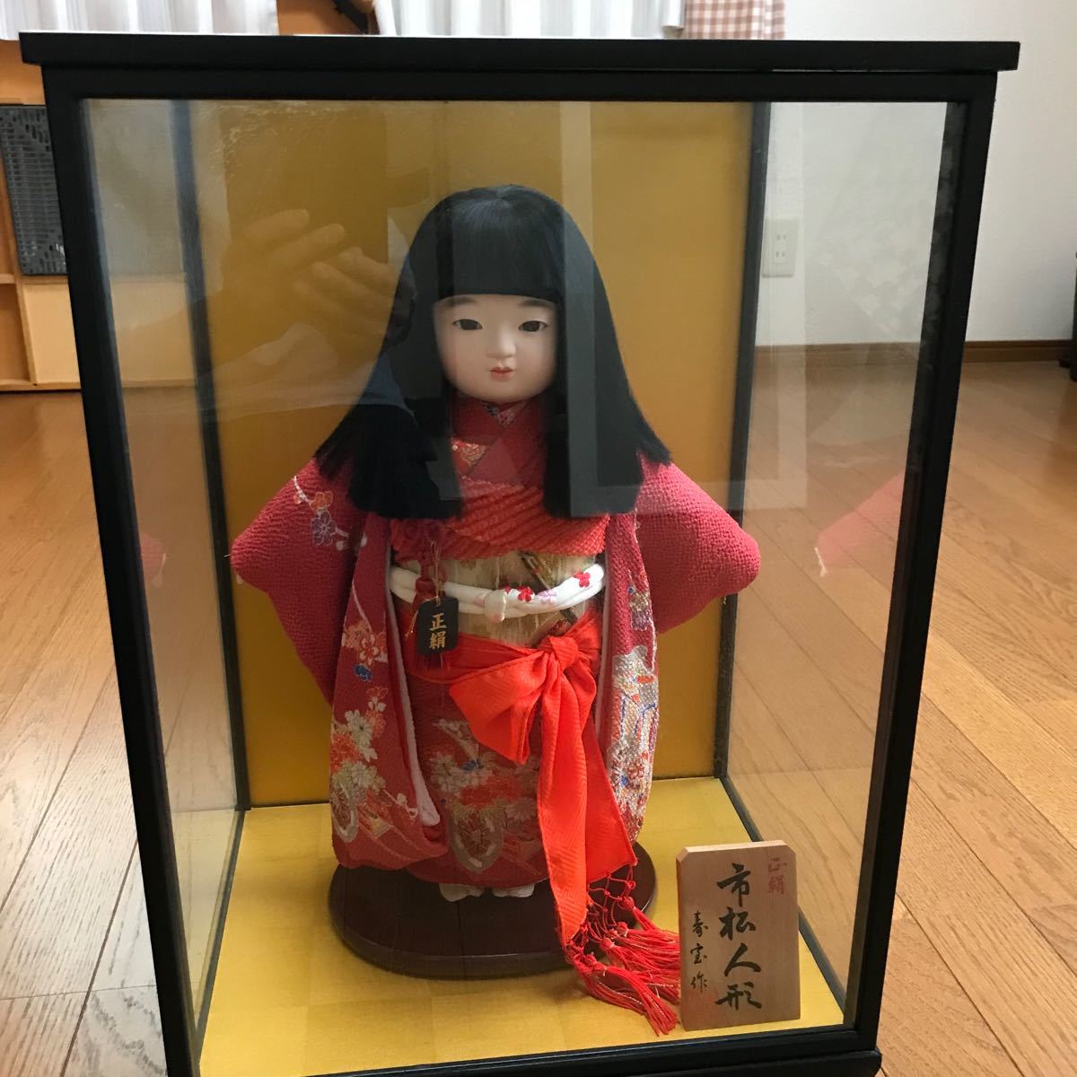 市松人形 寿宝作 正絹 かわいいお顔 美品 昭和レトロ 女の子 市松人形 寿宝作 正絹 かわいいお顔 美品 昭和レトロ 女の子