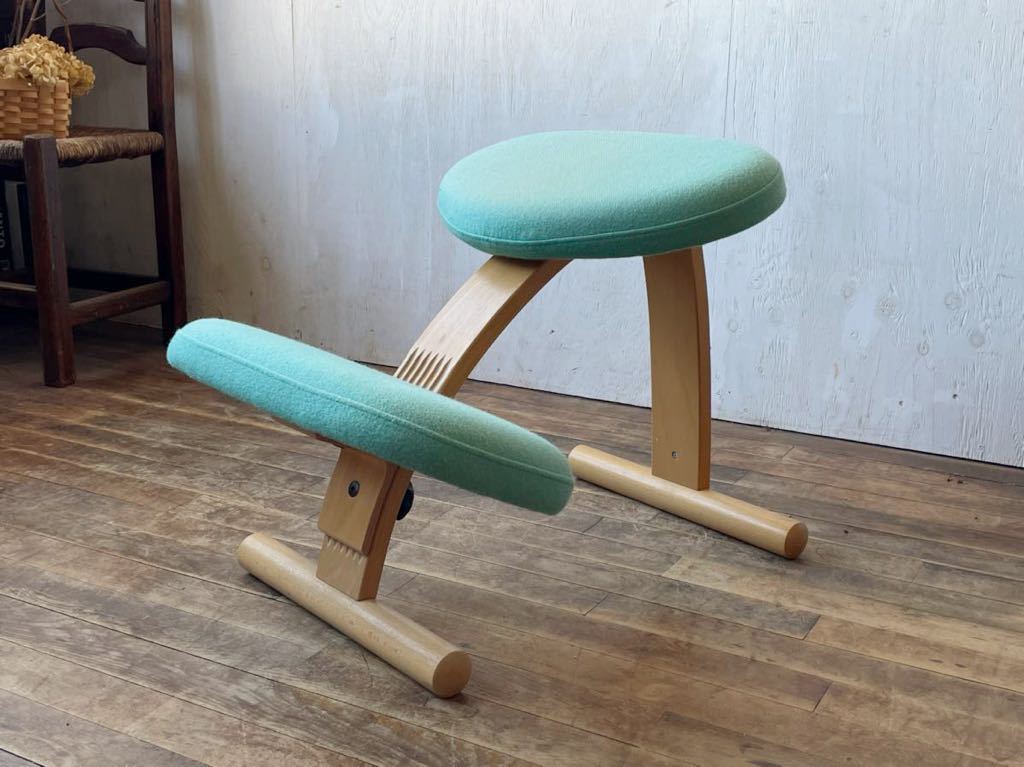 RYBOバランスチェア balance easy ノルウェー 北欧 リボ サカモトハウス 腰痛対策 姿勢矯正 子供椅子 学習椅子 