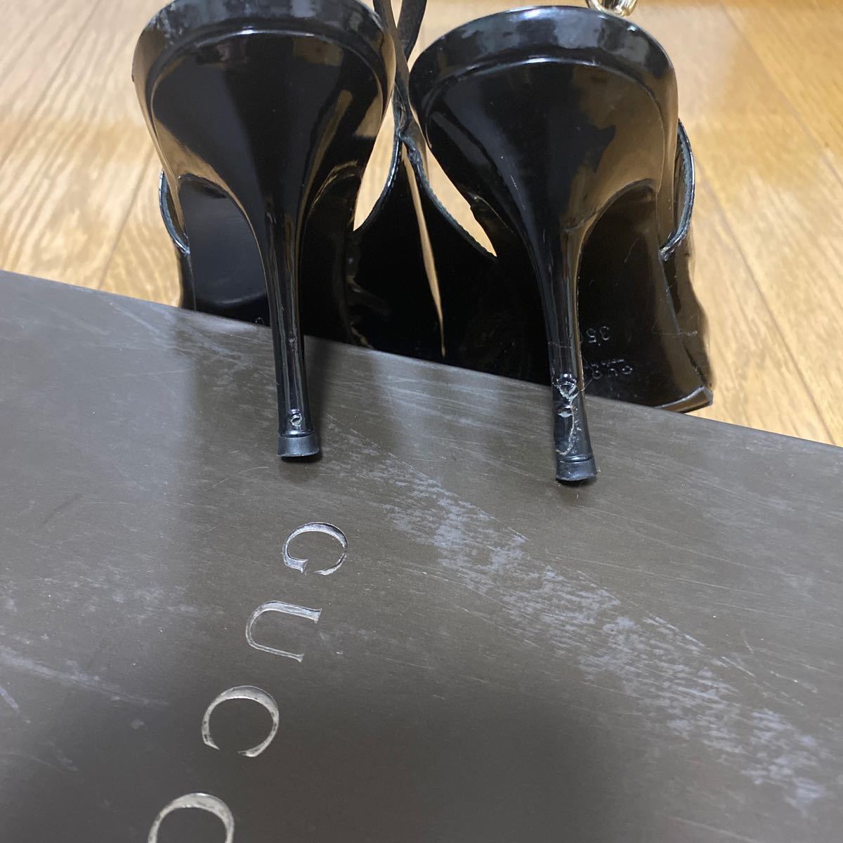 GUCCIサンダル エナメルパンプスお値下げ