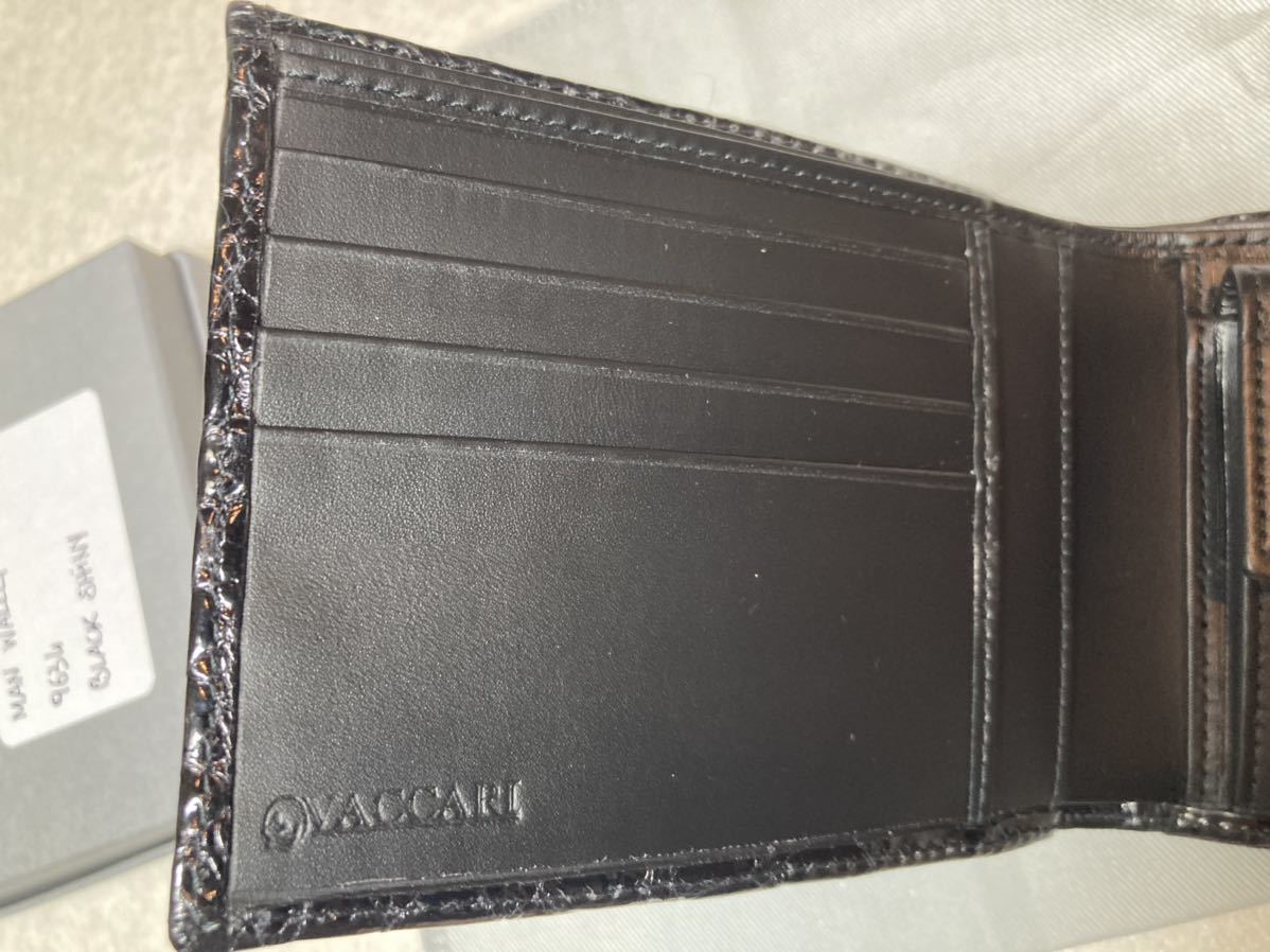 新品 ヴァッカーリ(伊) シャイニークロコダイル 2つ折り財布 黒 定価
