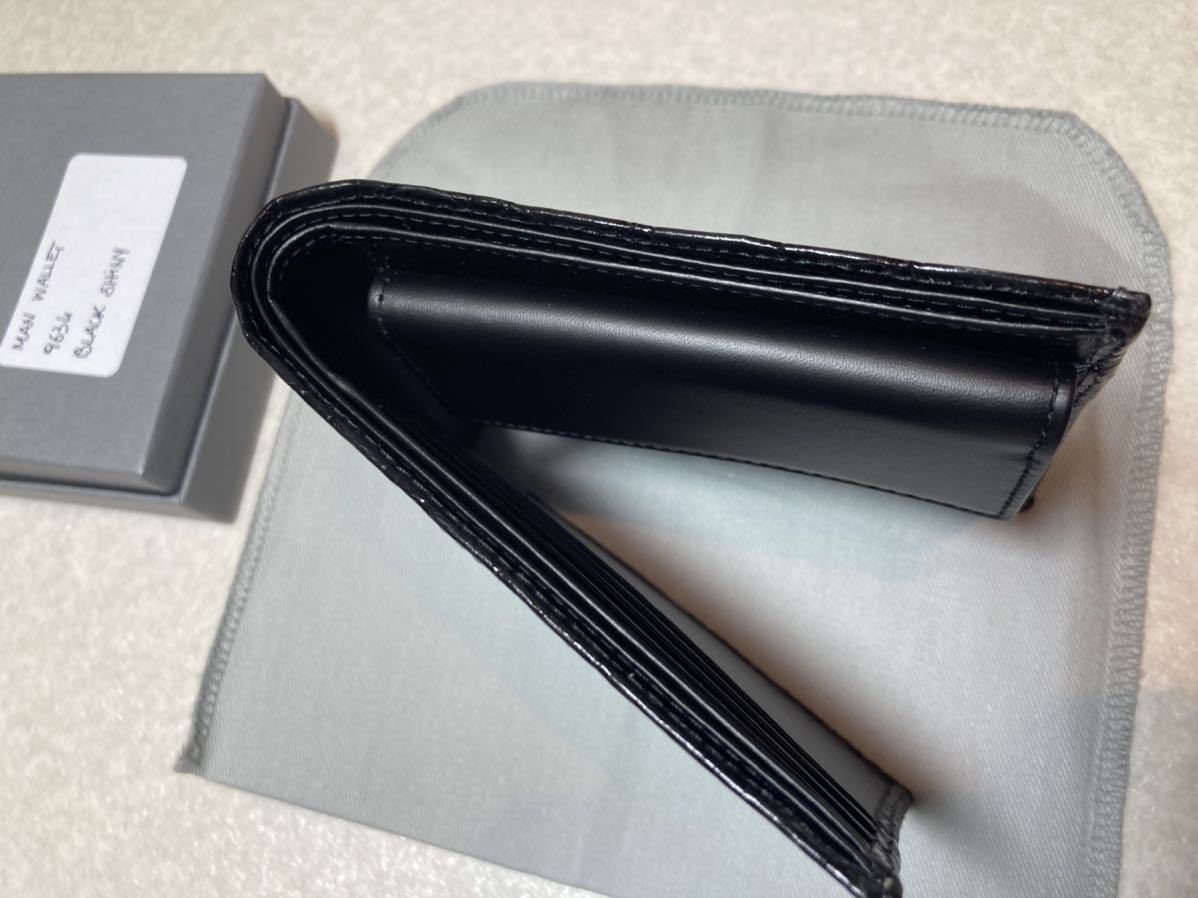 新品 ヴァッカーリ(伊) シャイニークロコダイル 2つ折り財布 黒 定価