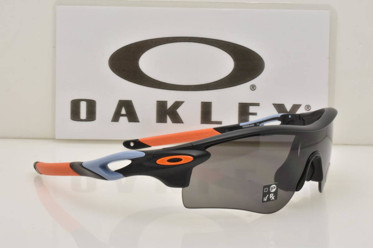 新着商品 ☆新品・正規輸入品！OAKLEY オークリー 読売ジャイアンツ