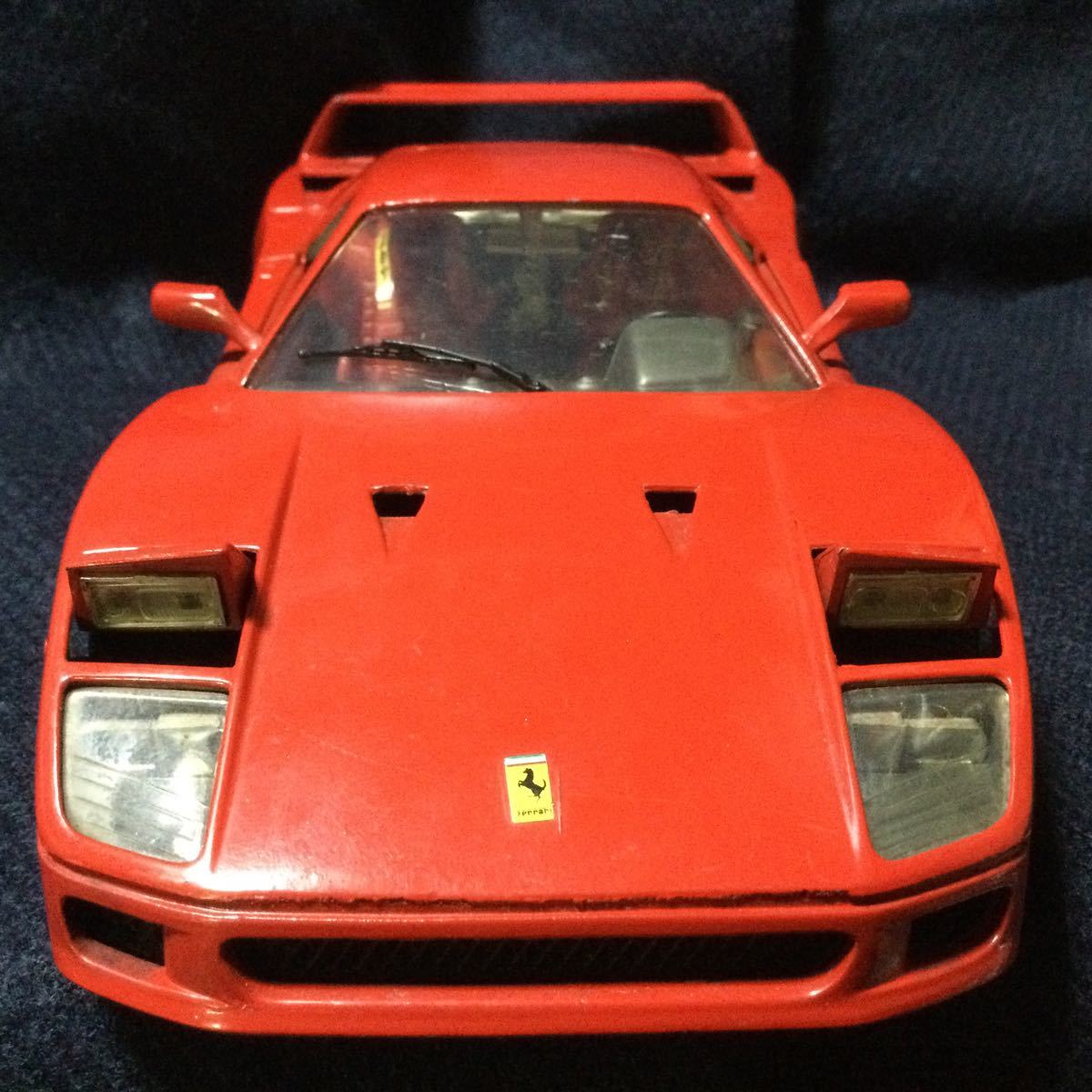 送料無料 1/18 フェラーリ F40 リトラ開閉 ミニカー Tonka
