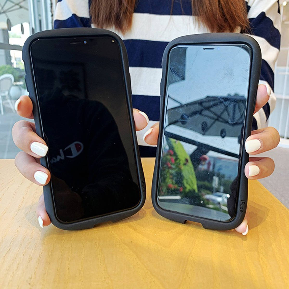 ヤフオク! - ブラック 黒 iFace iphone12/12pro対応 ケース ...