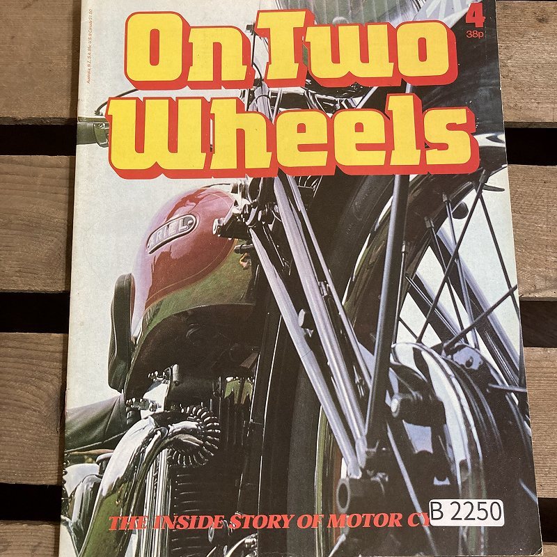 B2250　No.4　 「ON TWO WHEELS」英国 オートバイ 英国 旧車雑誌　英国 旧車 雑誌　クラシックカー　英国車 ビンテージ　自動車 レトロ　_画像1