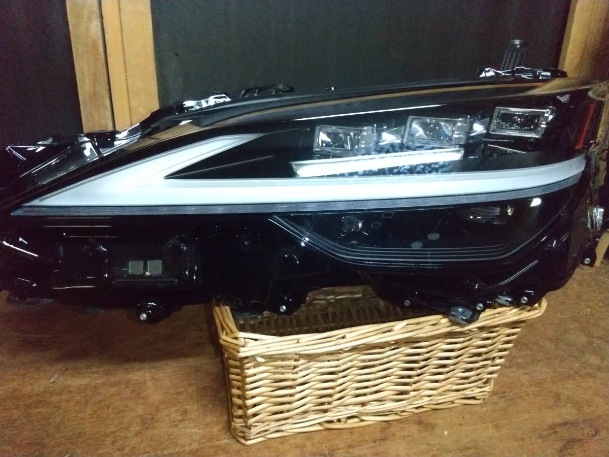 LEXUS レクサス LS500 LS500h 左ヘッドライト レンズ 本体 GVF50 GVF55