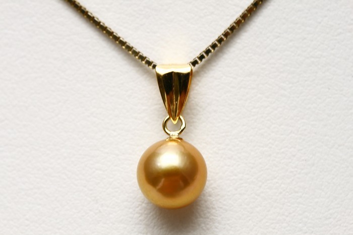 史上一番安い アコヤ真珠パールペンダントトップ　7.0-7.5mm　ゴールドカラー　K18製 アコヤ真珠