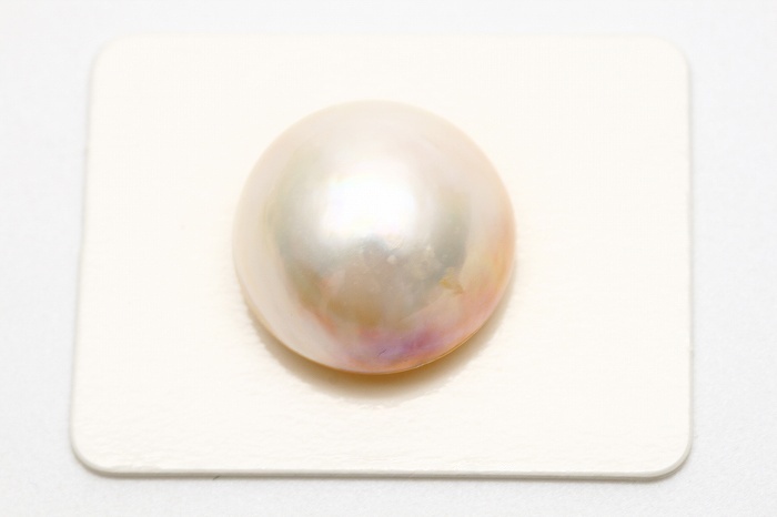 女性が喜ぶ♪ マベ真珠パールルース　17mm　イエローピンクカラー 真珠