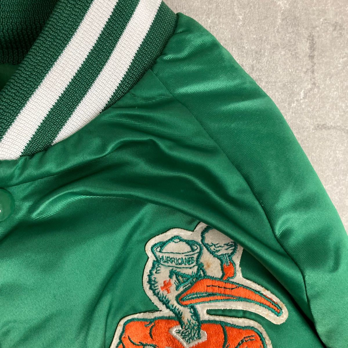極希少　90s ハリケーンズ スタジャン　刺繍　NFL USA製　緑　オレンジ　M マイアミ　ヴィンテージ　古着