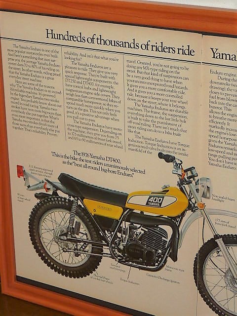 1976年 USA '70s vintage 洋書雑誌広告 額装品 Yamaha DT400 ヤマハ / 検索用 GT80 DT100 DT125 DT175 DT250 ガレージ 店舗 看板 (A3size)_画像2