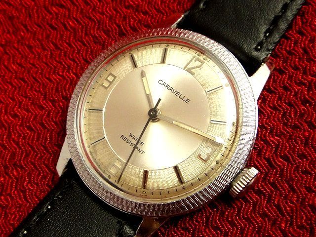 貴重★1970's ブローバ キャラベル 17石使用 手巻きビンテージ腕時計ウォッチ 未使用バンド付 シルバーカラー 3針 レア_画像2