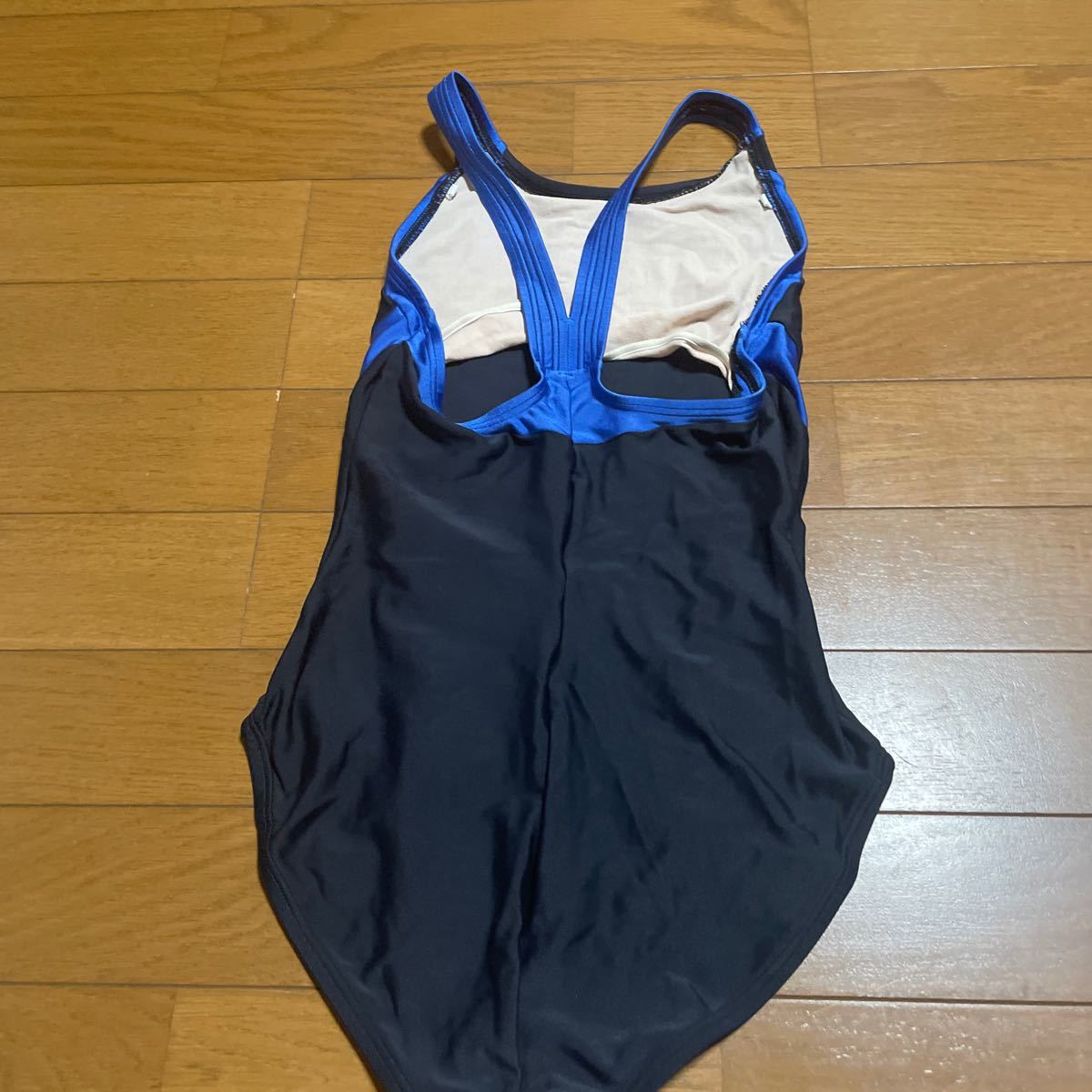 女児　競泳水着　160（M）サイズ