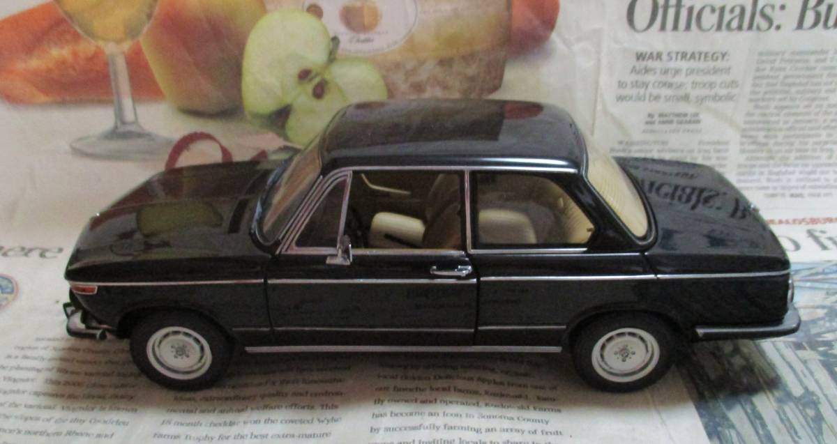 ☆激レア絶版☆AUTOart*1/18*1974 BMW 2002 Tii L ブラック≠京 ☆激レア絶版☆AUTOart*1/18*1974 BMW 2002 Tii L ブラック≠京
