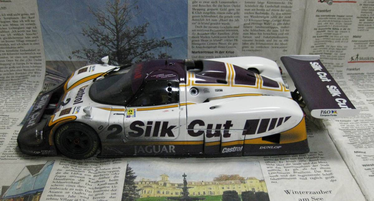 * super-rare * world 88 pcs *EXOTO*1/18*1988 Jaguar XJ-R9 LM #2 Silk Cut - Finish Line 1988 Le Mans 24h* finish line 