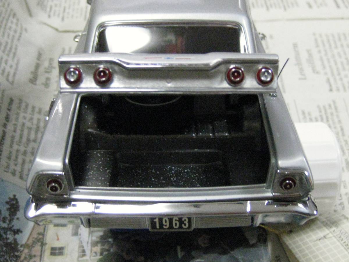 ☆レア絶版*フランクリンミント*1/24*1963 Chevrolet Impala SS Sport Coupe シルバー_画像7