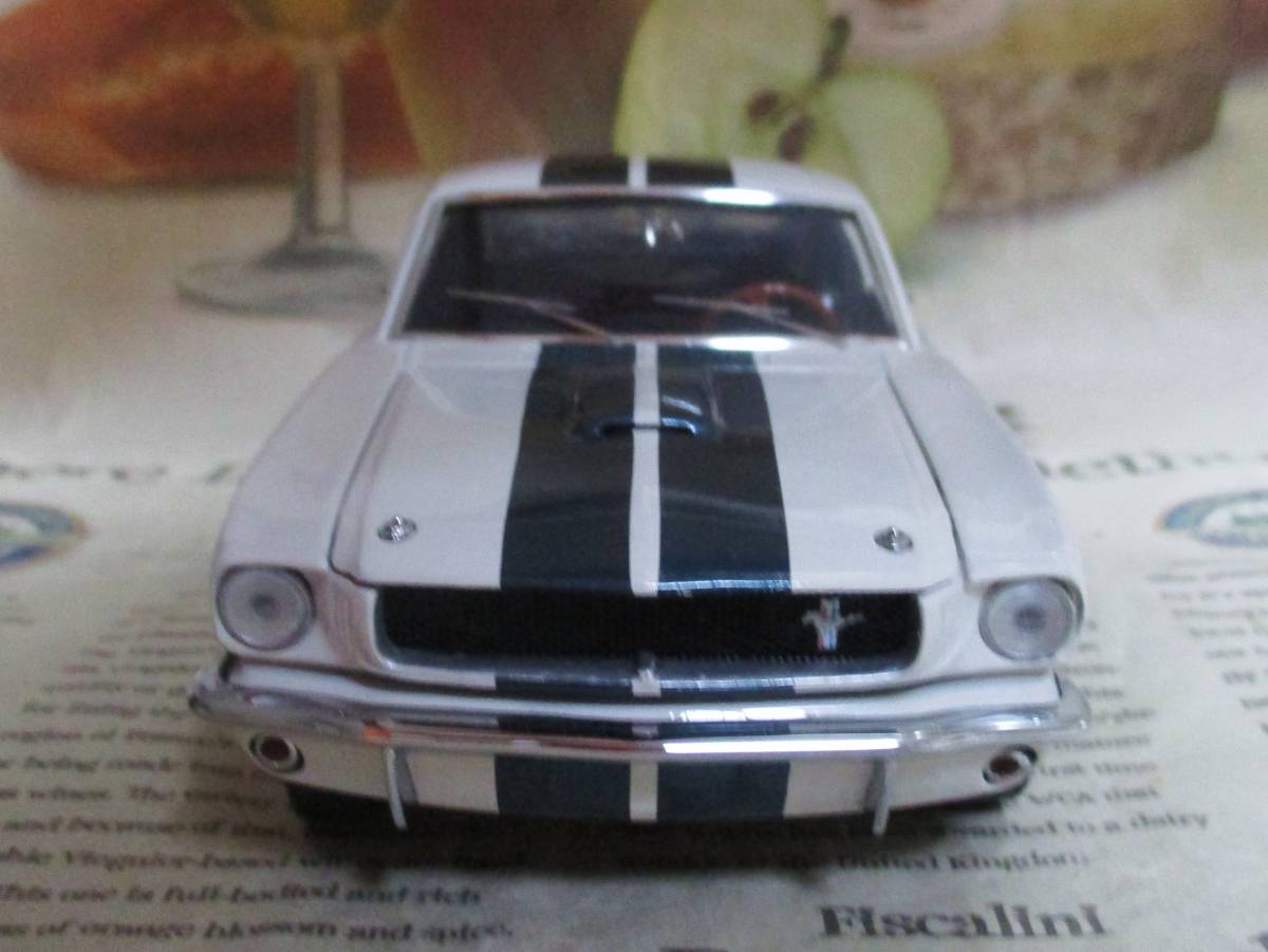 ☆絶版*フランクリンミント*1/24*1965 Shelby Mustang GT350 ホワイト/ガーズマンブルー_画像3