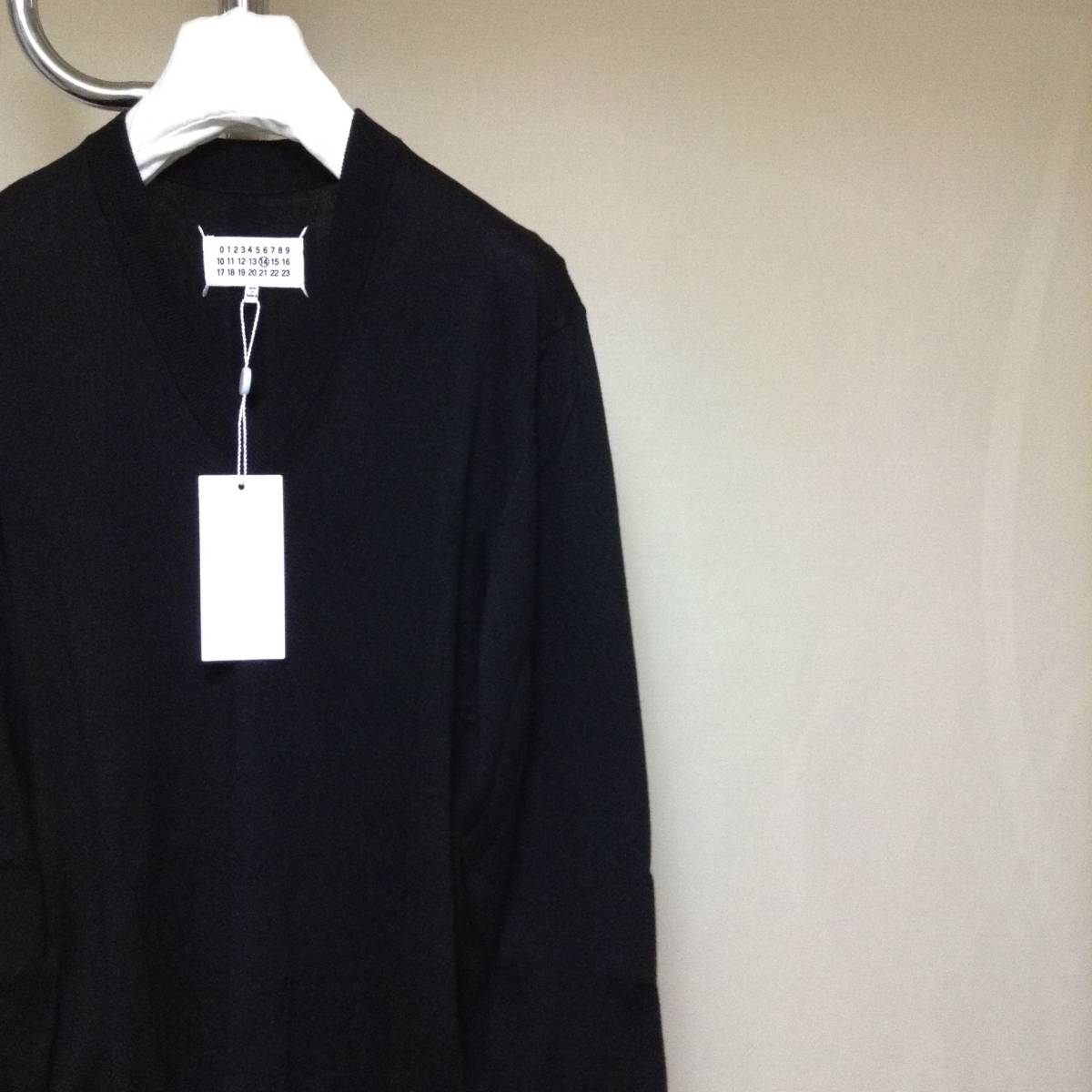 新品 M マルジェラ 19aw エルボーパッチニット 黒 865 | inmano.com.br
