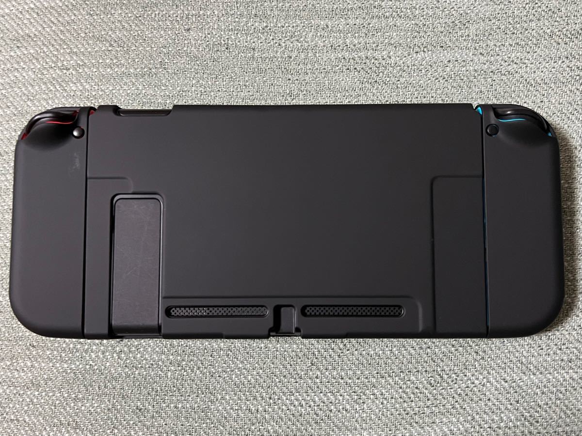 任天堂switchフルカバー＆ジョイコンスティックカバー　ボタンキャップ付きタイプ　ニンテンドースイッチ分体式保護ハードケース