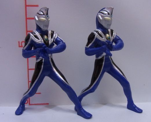 ガシャポンHGフィギュア★ウルトラマンガイア編ウルトラマンアグル(ミニブック無)■BANDAIバンダイ【中古】送料込_画像2