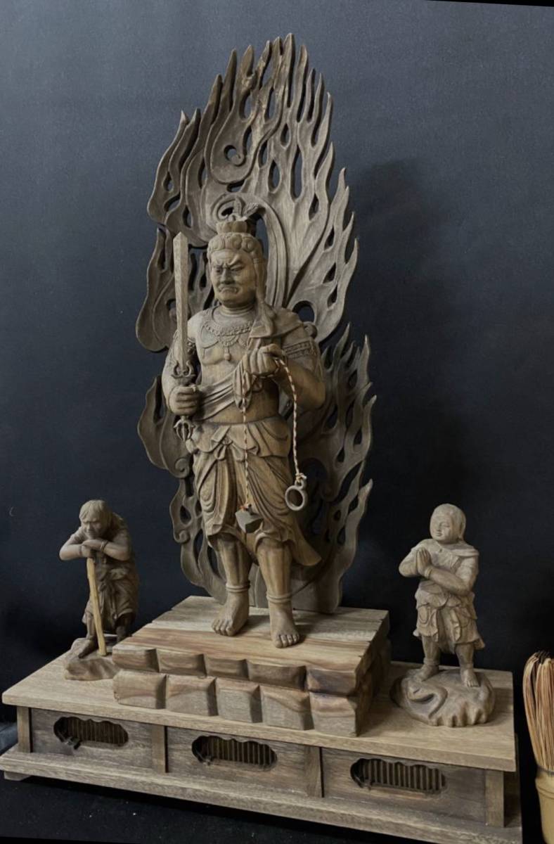 高57cm 仏教工芸品 楠材 時代彫刻 古美術 木彫仏教 精密彫刻 仏師で仕上げ品 不動明王三尊 一式