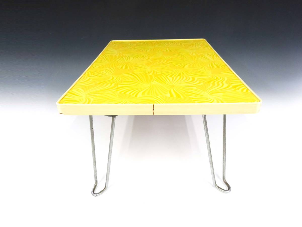 ◆昭和レトロポップ 折りたたみテーブル ローテーブル 黄色 イエロー ミニテーブル ちゃぶ台 座卓 家具 インテリア 机_画像2