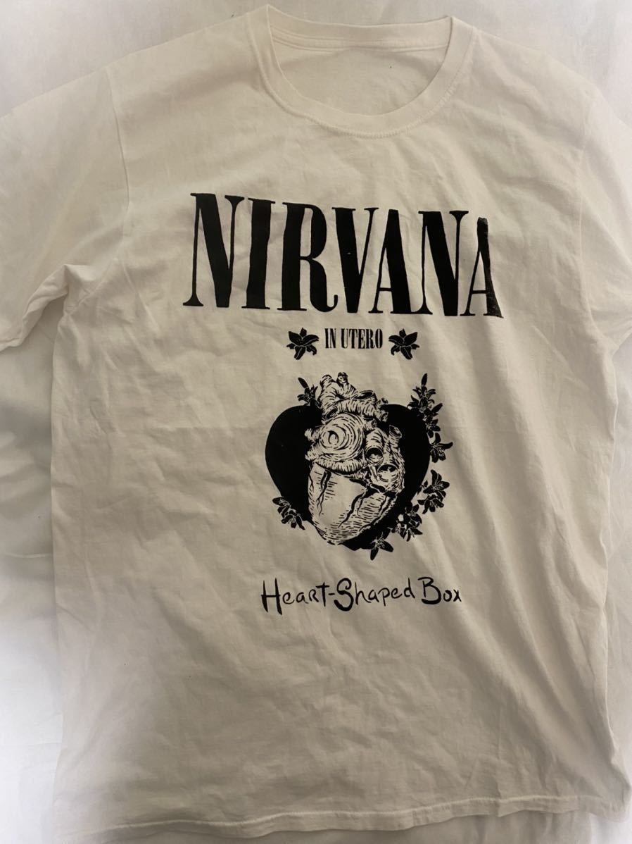Yahoo!オークション - NIRVANA heart shaped box Tシャツ Yahoo!オークション - NIRVANA heart shaped box Tシャツ