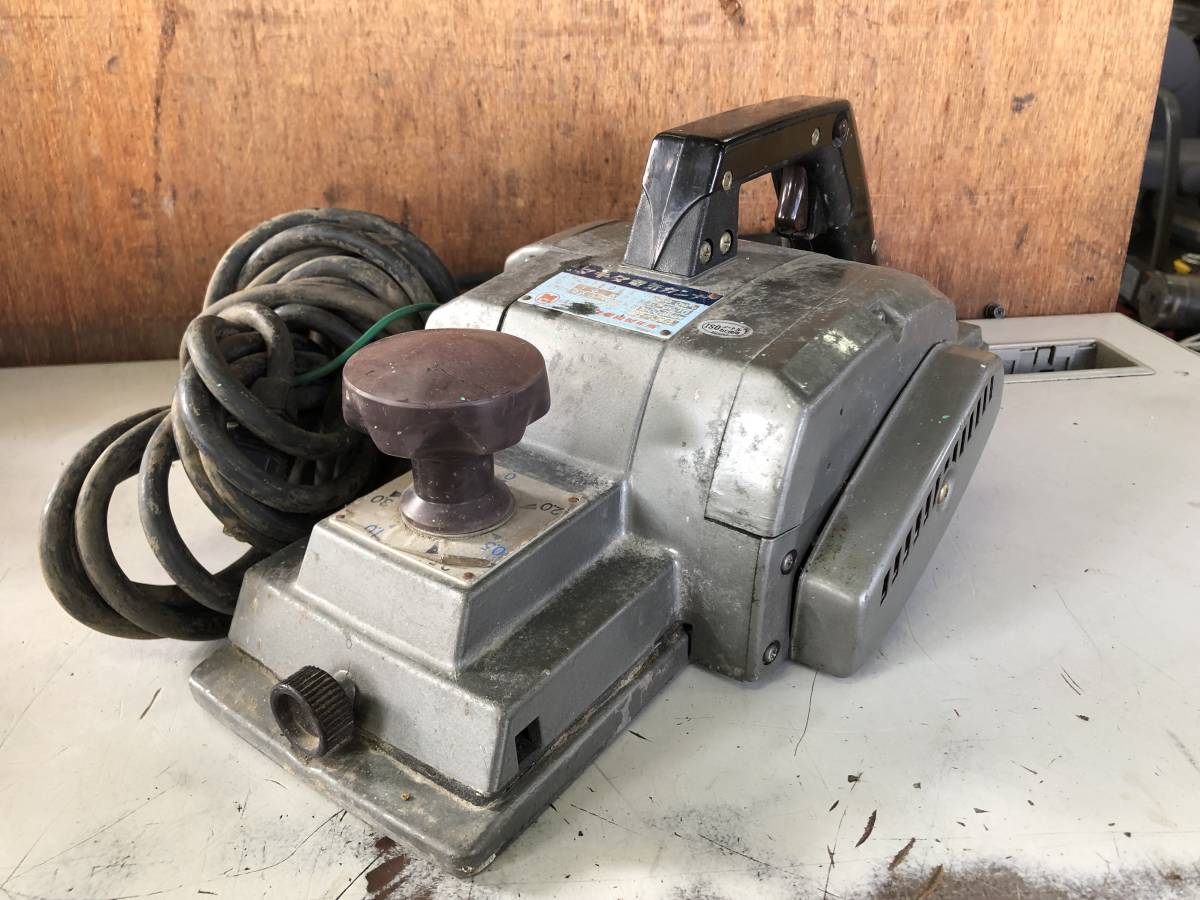 E538 makita マキタ 1804 電動 カンナ かんな 鉋