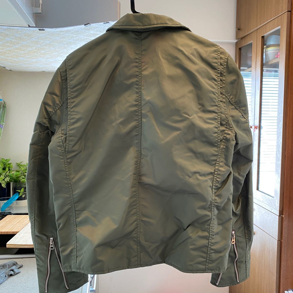 Schott x nanounivers別注ナイロントラッカージャケット未使用 Schott x nanounivers別注ナイロントラッカージャケット未使用